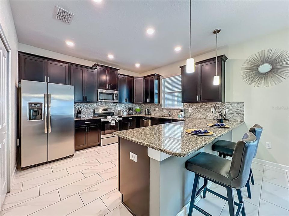 For Sale: $595,000 (6 beds, 5 baths, 3063 Square Feet)