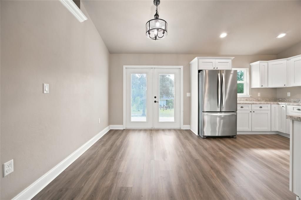 En Venta: $249,999 (3 camas, 2 baños, 1290 Pies cuadrados)