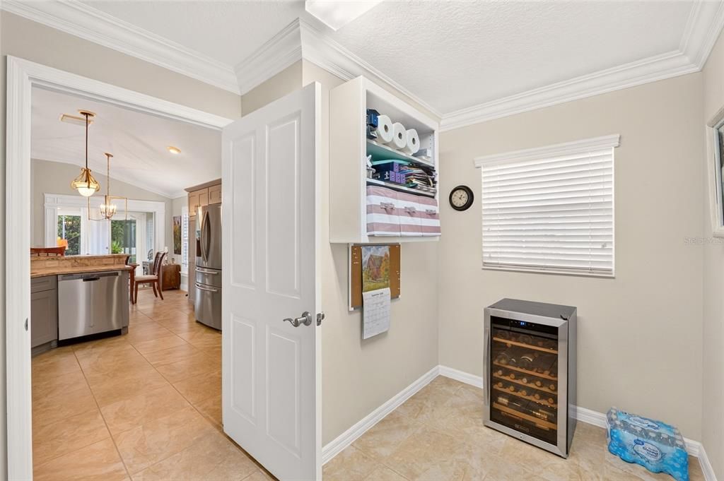 For Sale: $569,000 (3 beds, 2 baths, 1930 Square Feet)