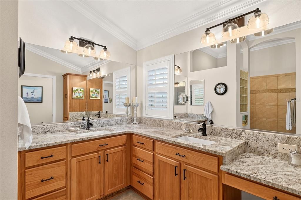 For Sale: $569,000 (3 beds, 2 baths, 1930 Square Feet)