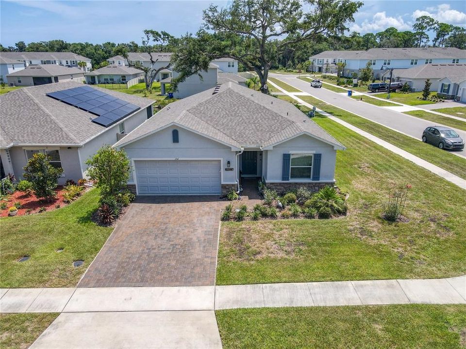 For Sale: $418,000 (4 beds, 2 baths, 1819 Square Feet)