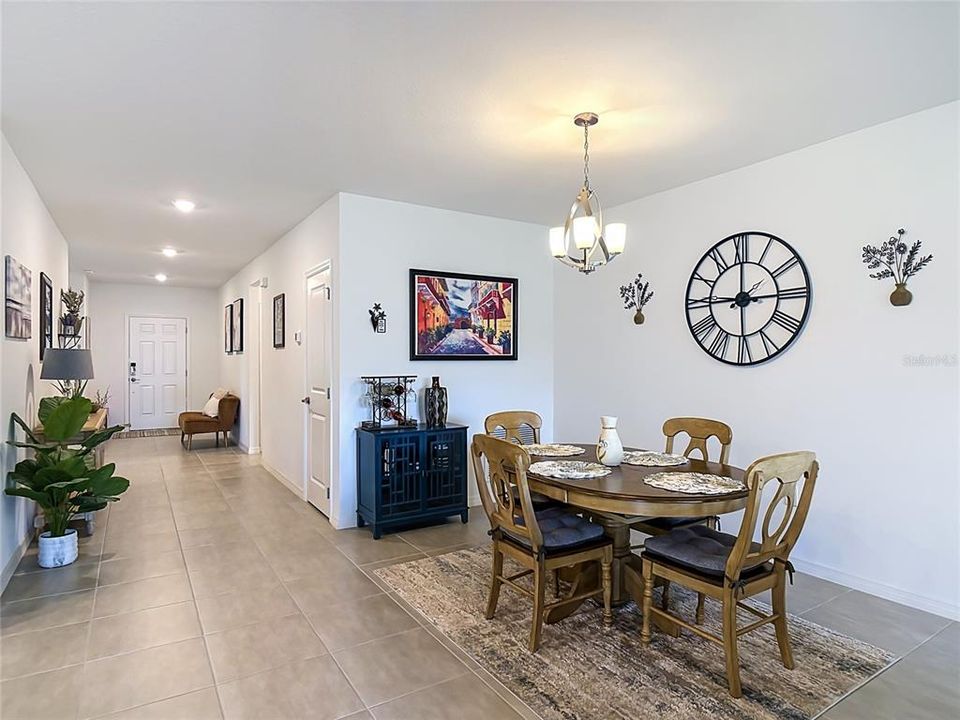For Sale: $418,000 (4 beds, 2 baths, 1819 Square Feet)