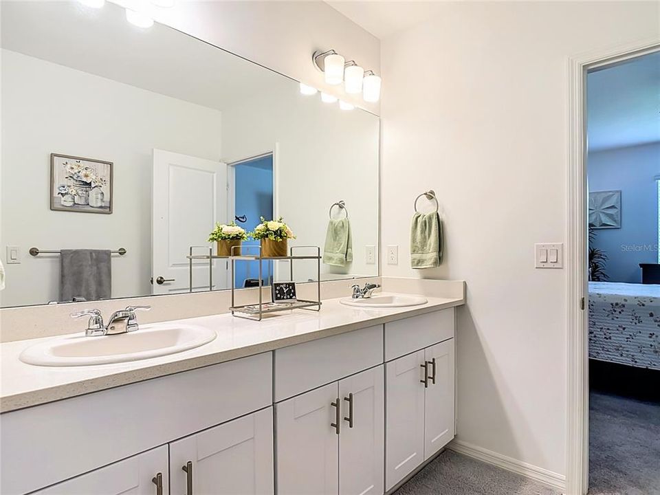 For Sale: $418,000 (4 beds, 2 baths, 1819 Square Feet)