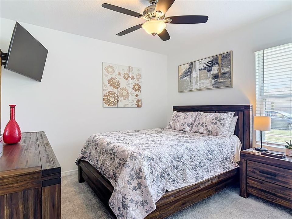 For Sale: $418,000 (4 beds, 2 baths, 1819 Square Feet)