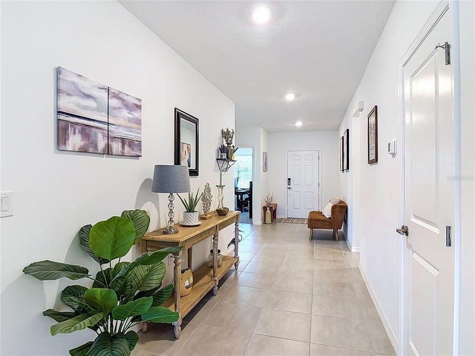 For Sale: $418,000 (4 beds, 2 baths, 1819 Square Feet)