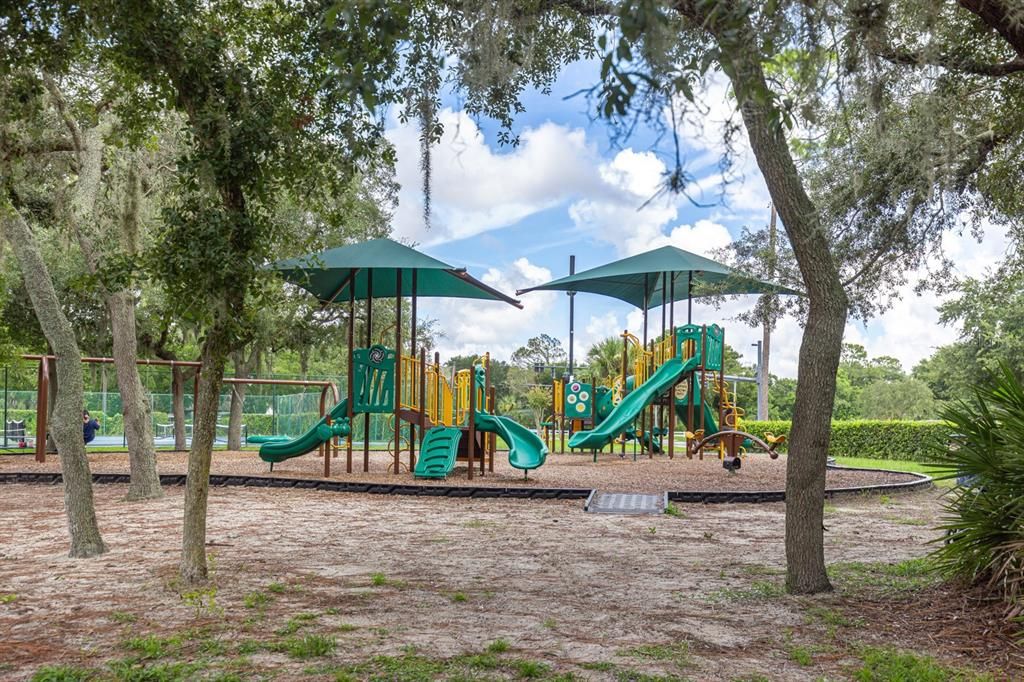 На продажу: $469,000 (3 спален, 2 ванн, 2061 Квадратных фут)