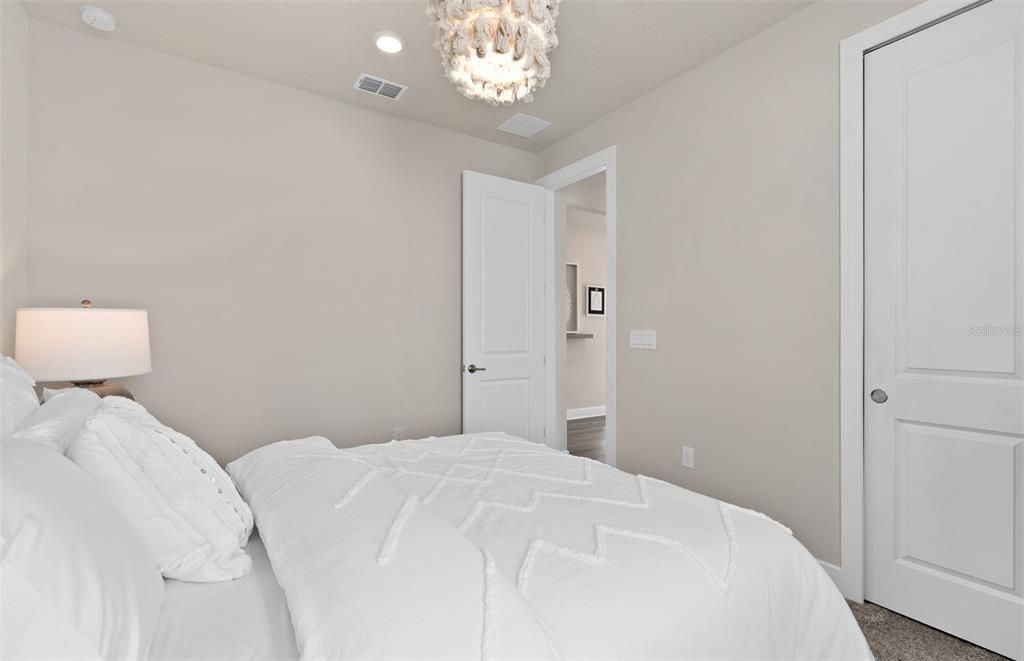 For Sale: $372,010 (3 beds, 2 baths, 1662 Square Feet)