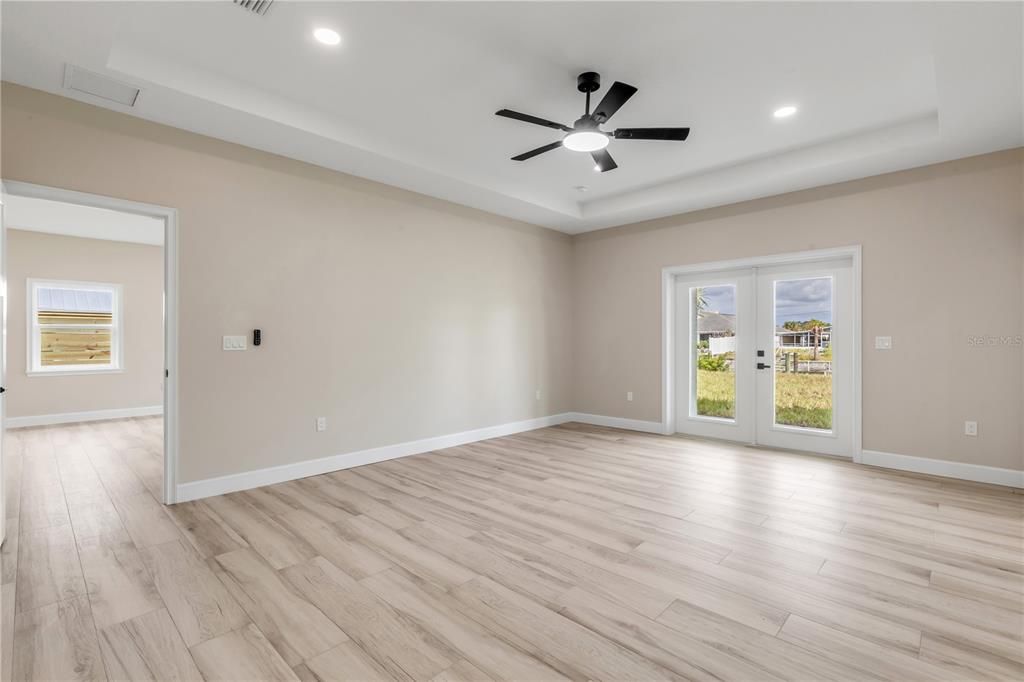 En Venta: $639,000 (3 camas, 2 baños, 1843 Pies cuadrados)