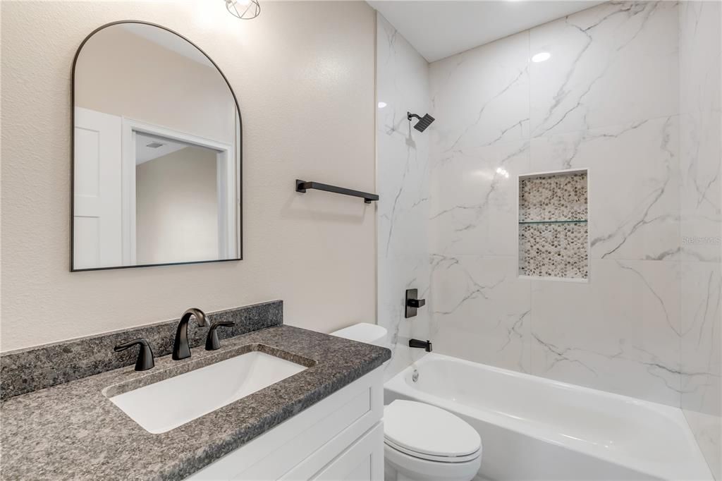 En Venta: $639,000 (3 camas, 2 baños, 1843 Pies cuadrados)