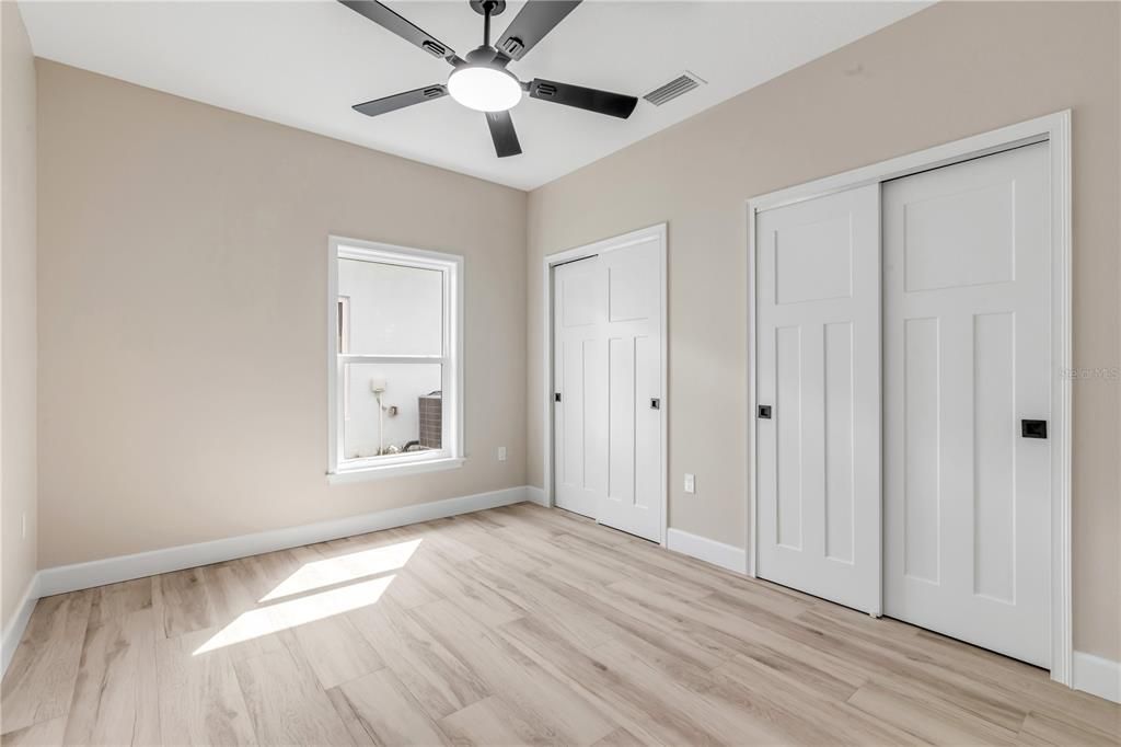 En Venta: $639,000 (3 camas, 2 baños, 1843 Pies cuadrados)