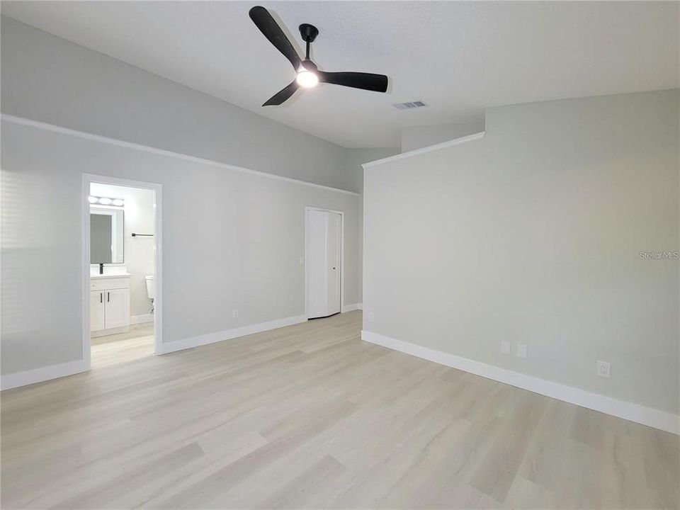 В аренду: $2,495 (3 спален, 2 ванн, 1455 Квадратных фут)