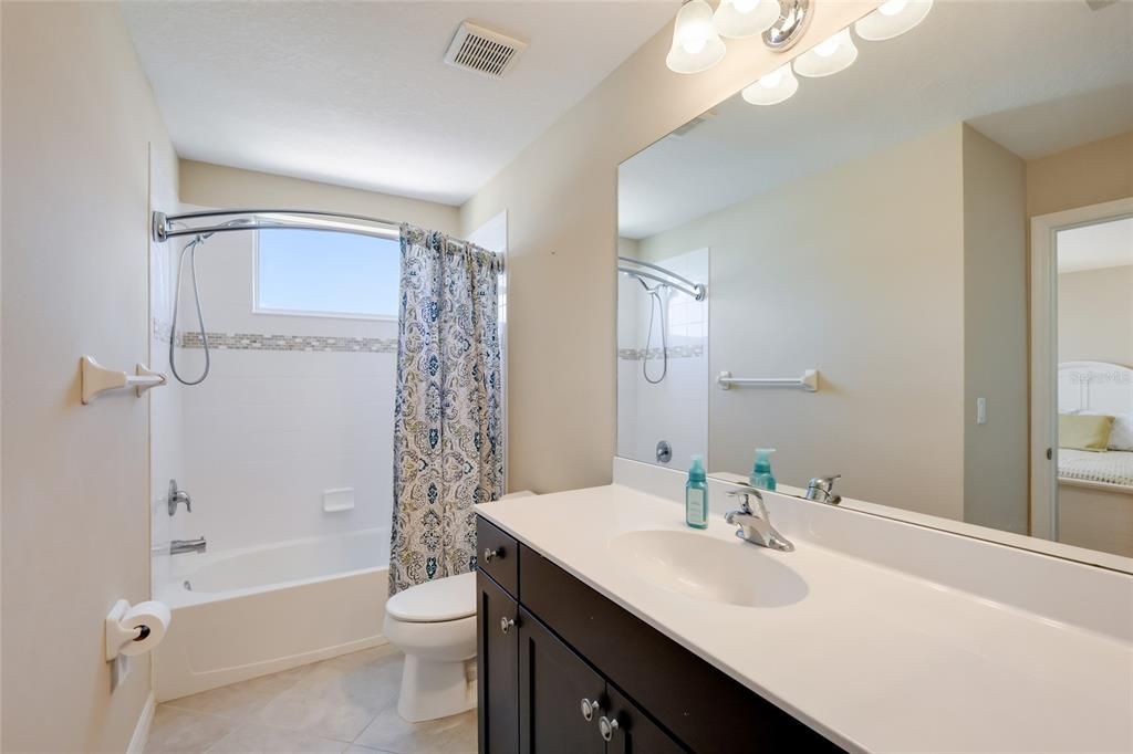 For Sale: $369,000 (3 beds, 2 baths, 1680 Square Feet)