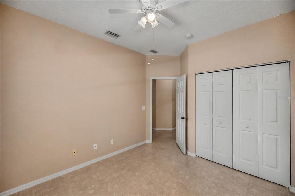 For Sale: $329,900 (3 beds, 2 baths, 1561 Square Feet)