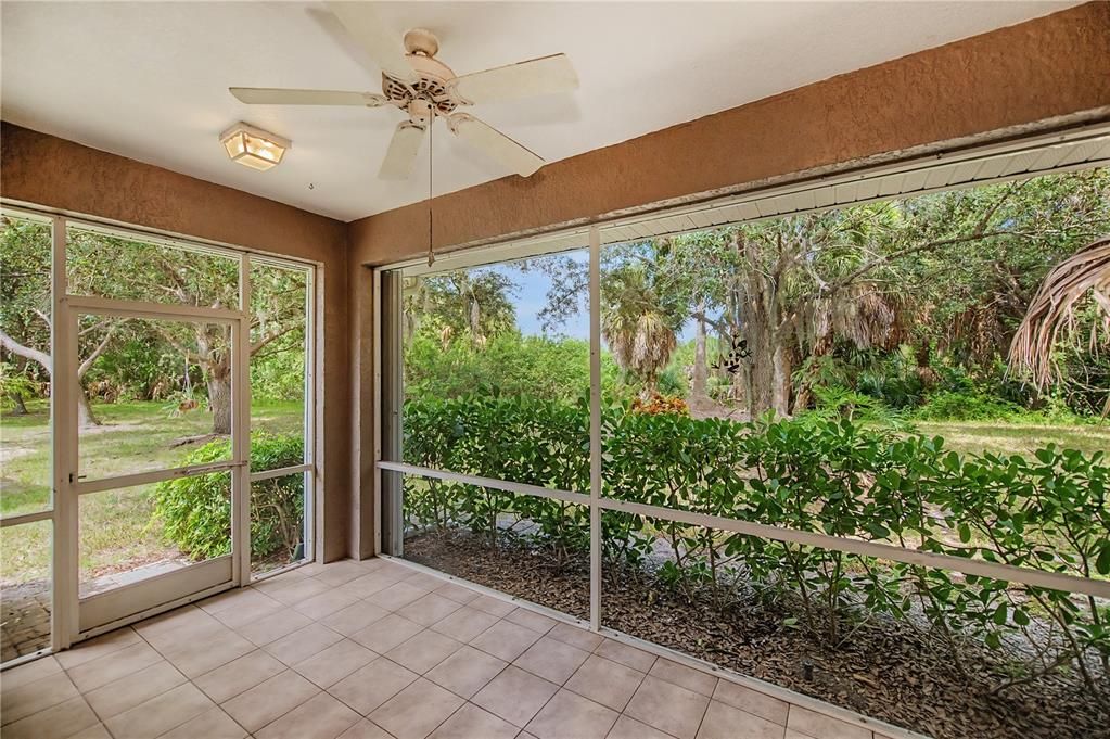 For Sale: $329,900 (3 beds, 2 baths, 1561 Square Feet)