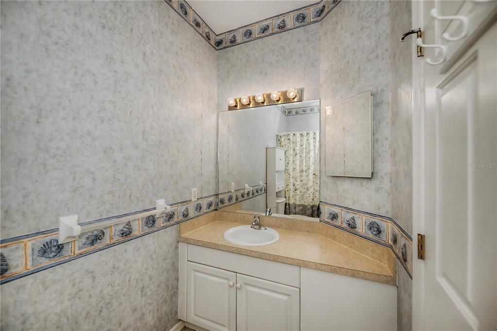 For Sale: $329,900 (3 beds, 2 baths, 1561 Square Feet)