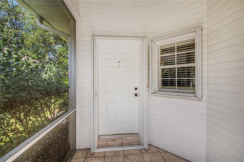 For Sale: $329,900 (3 beds, 2 baths, 1561 Square Feet)