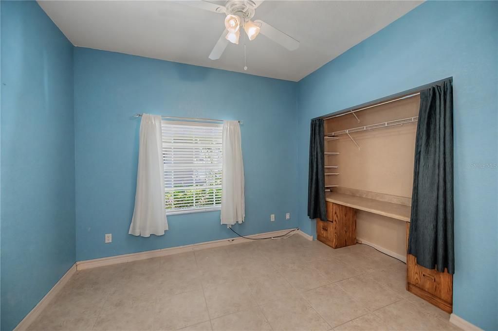 For Sale: $329,900 (3 beds, 2 baths, 1561 Square Feet)