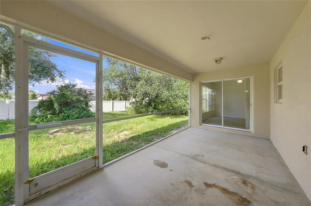 For Sale: $250,000 (3 beds, 2 baths, 1226 Square Feet)