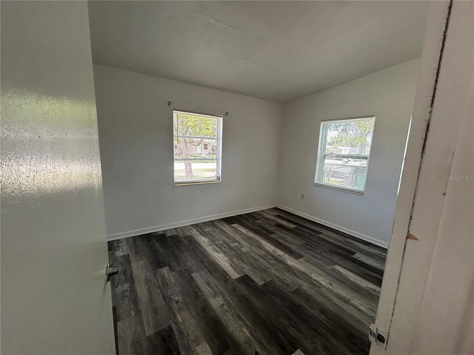 For Sale: $149,900 (2 beds, 1 baths, 768 Square Feet)