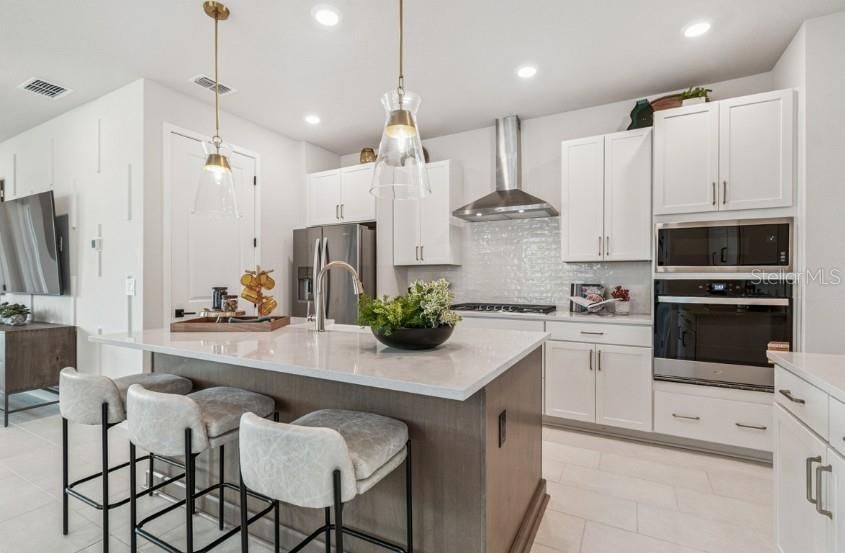 For Sale: $519,990 (2 beds, 2 baths, 1542 Square Feet)