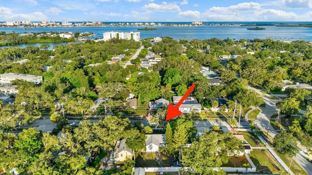 En Venta: $429,999 (2 camas, 2 baños, 930 Pies cuadrados)