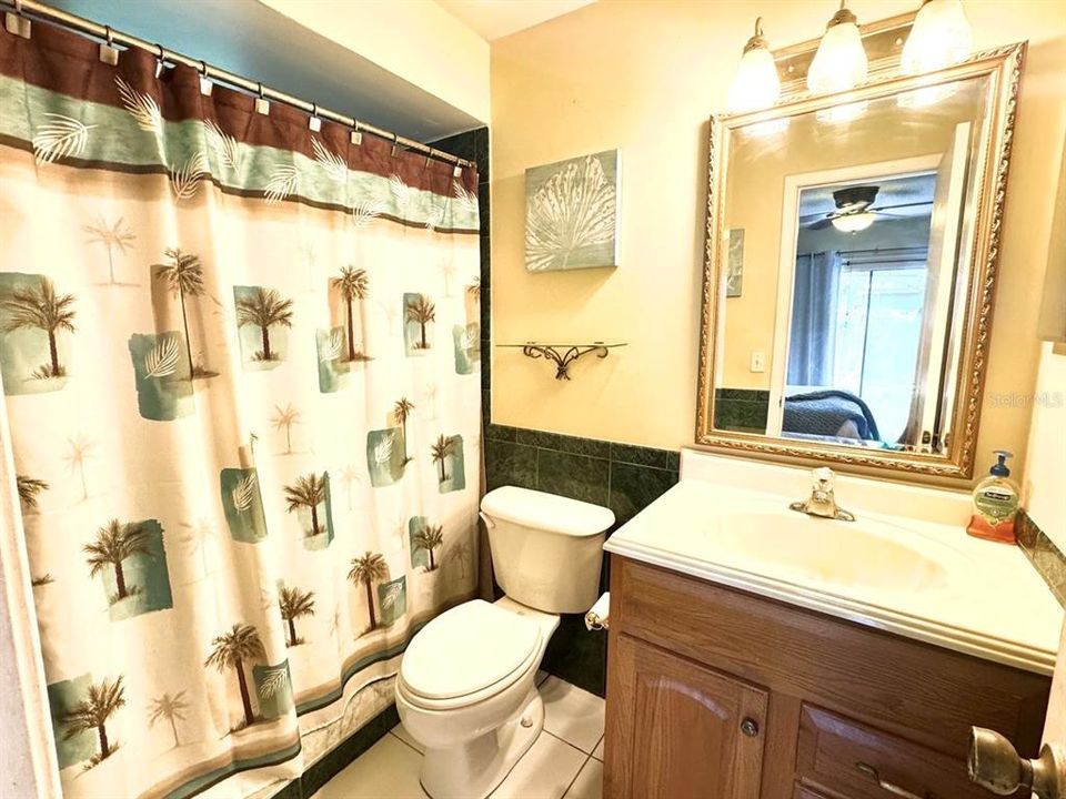 For Sale: $260,000 (3 beds, 2 baths, 1560 Square Feet)