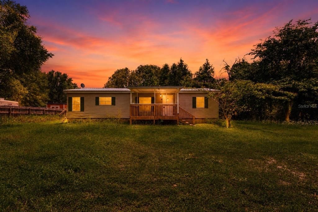 For Sale: $125,000 (2 beds, 2 baths, 1296 Square Feet)