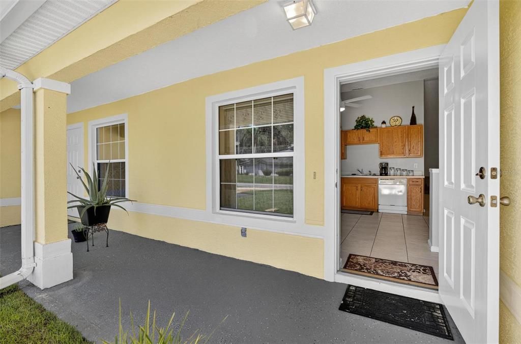 For Sale: $535,000 (6 beds, 0 baths, 2800 Square Feet)