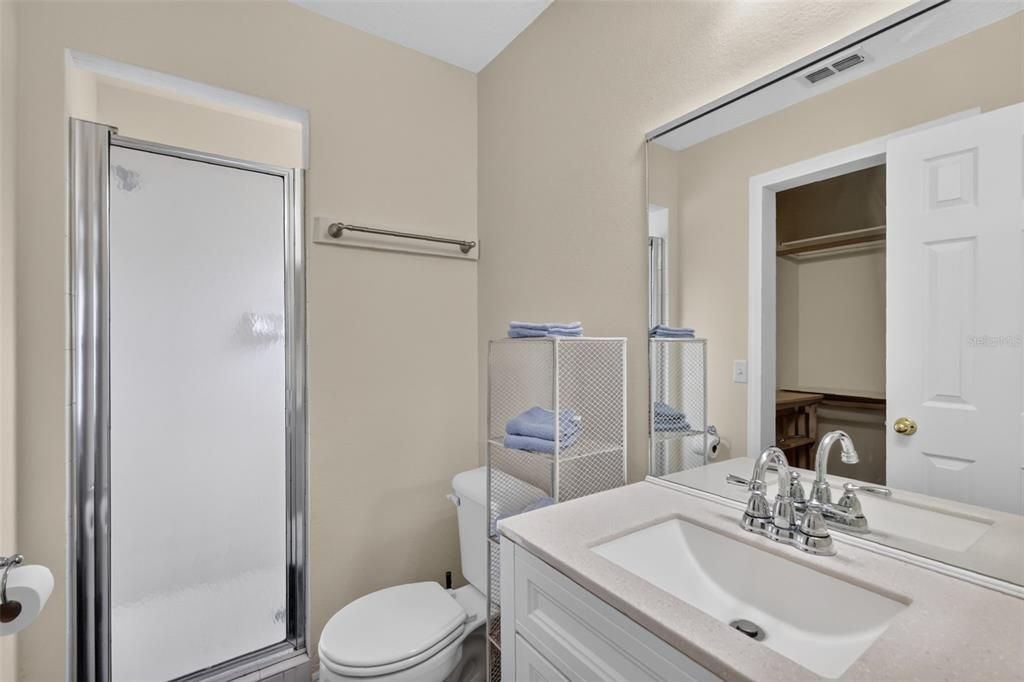 For Sale: $280,000 (3 beds, 2 baths, 1215 Square Feet)