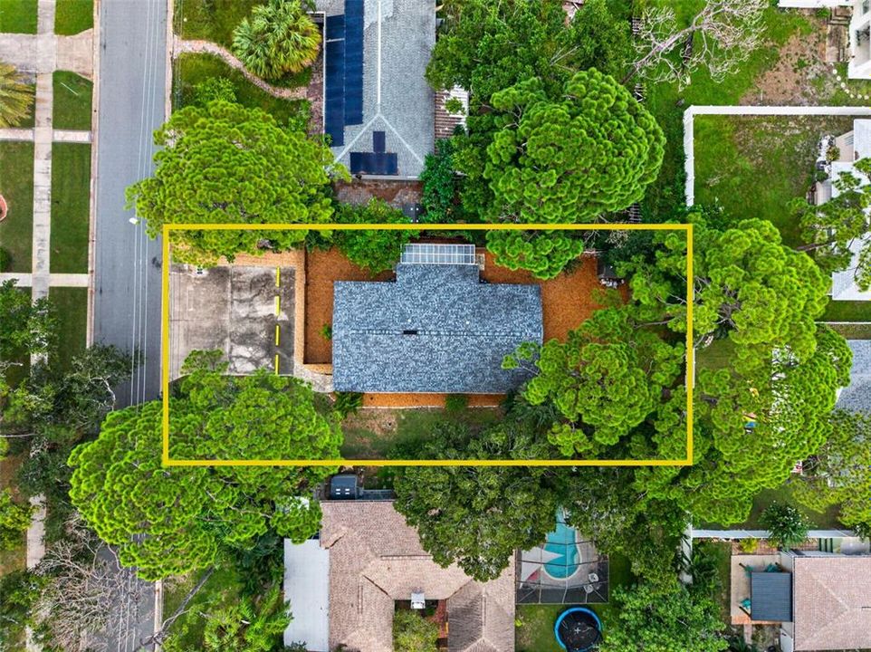 На продажу: $595,000 (4 спален, 2 ванн, 1566 Квадратных фут)