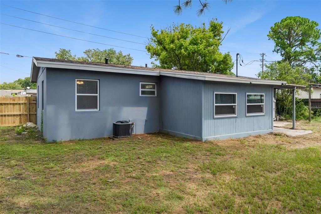 En Venta: $215,000 (2 camas, 1 baños, 836 Pies cuadrados)