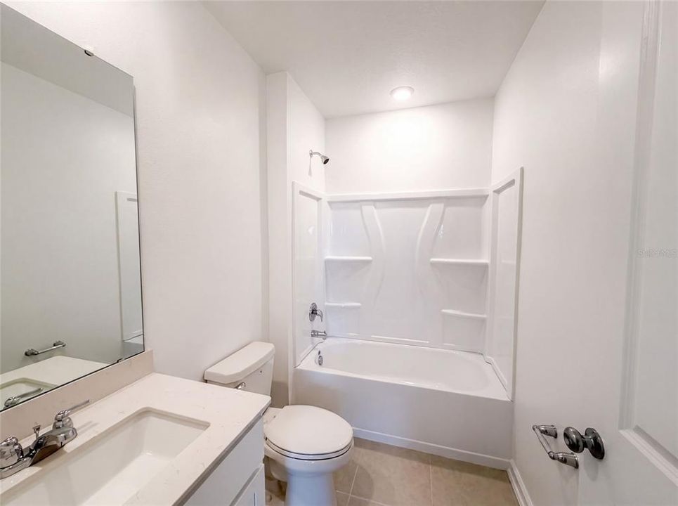 En Venta: $380,000 (6 camas, 3 baños, 2463 Pies cuadrados)