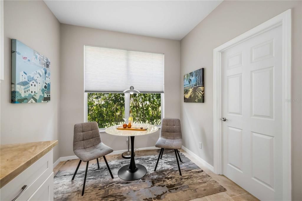 For Sale: $489,900 (3 beds, 2 baths, 1824 Square Feet)