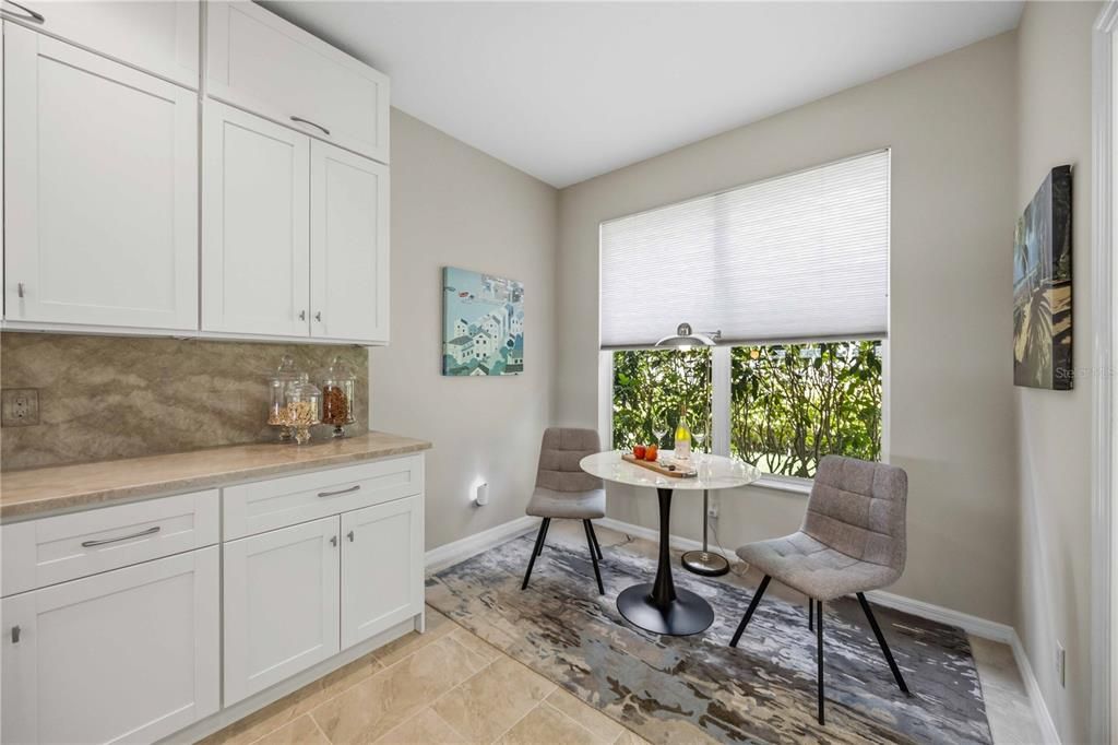 For Sale: $489,900 (3 beds, 2 baths, 1824 Square Feet)