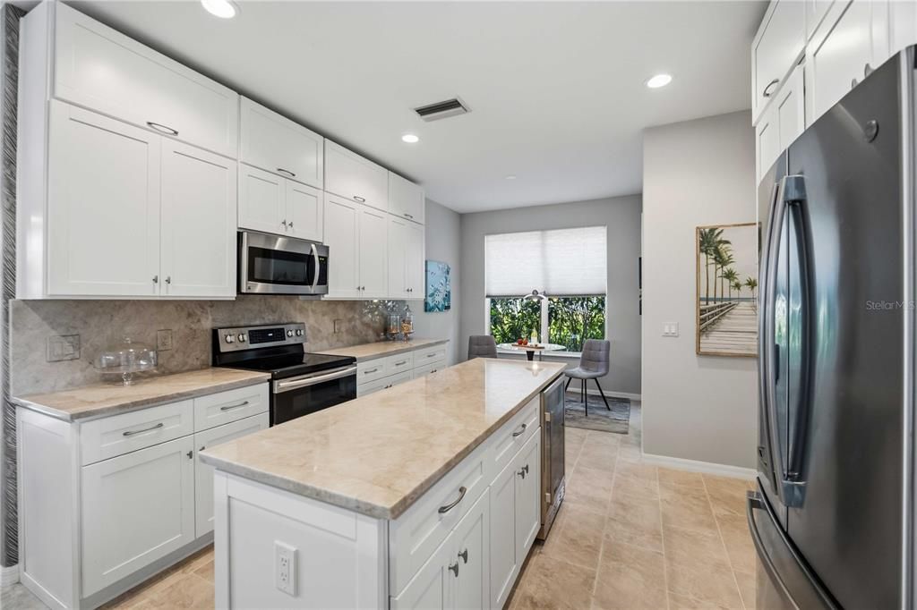 For Sale: $489,900 (3 beds, 2 baths, 1824 Square Feet)