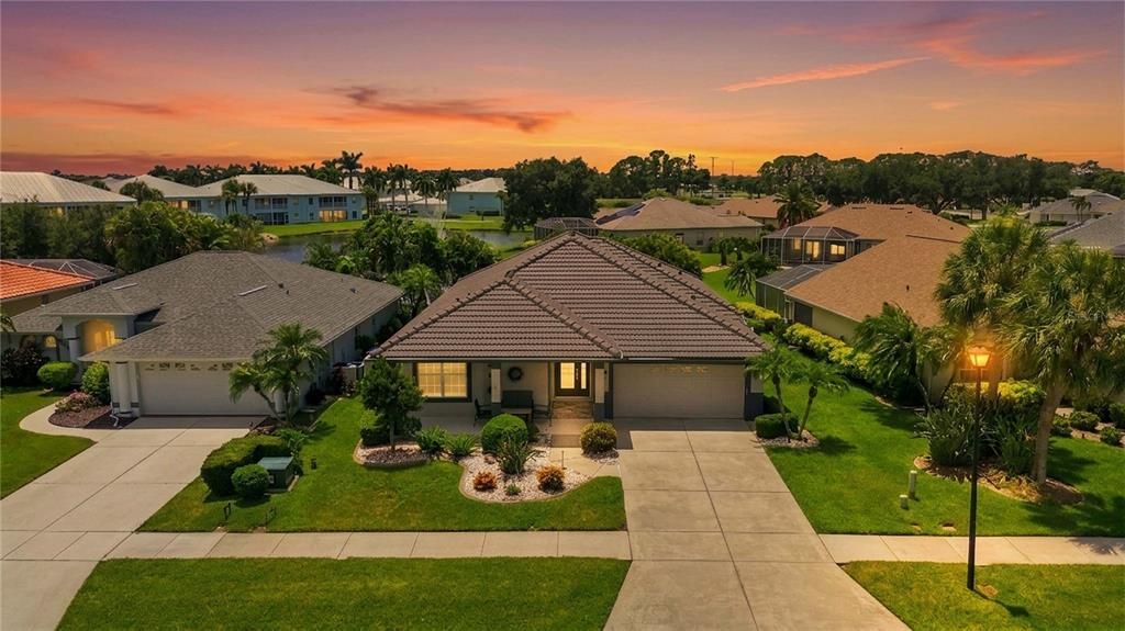 For Sale: $489,900 (3 beds, 2 baths, 1824 Square Feet)