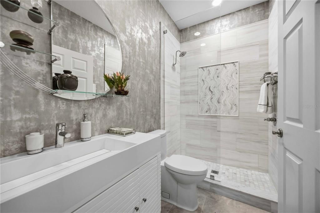 For Sale: $489,900 (3 beds, 2 baths, 1824 Square Feet)