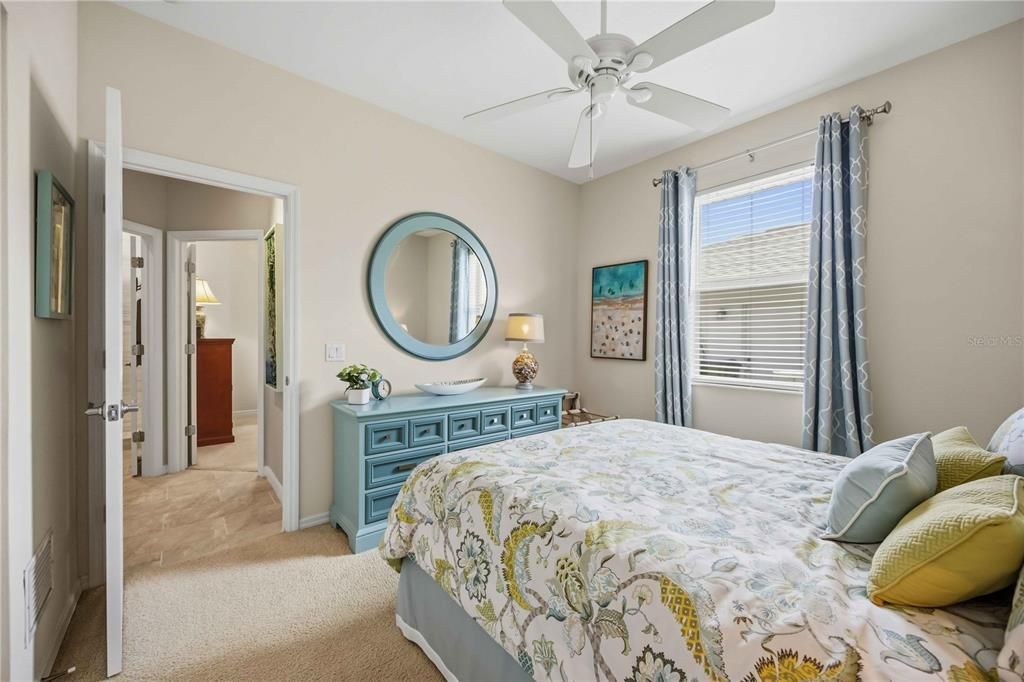 For Sale: $489,900 (3 beds, 2 baths, 1824 Square Feet)