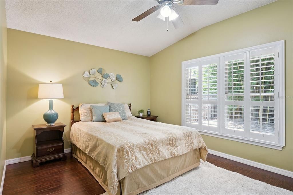For Sale: $350,000 (3 beds, 2 baths, 1251 Square Feet)