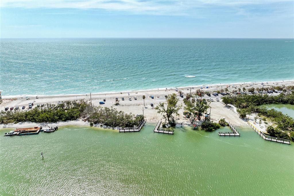 For Sale: $529,000 (2 beds, 2 baths, 1093 Square Feet)