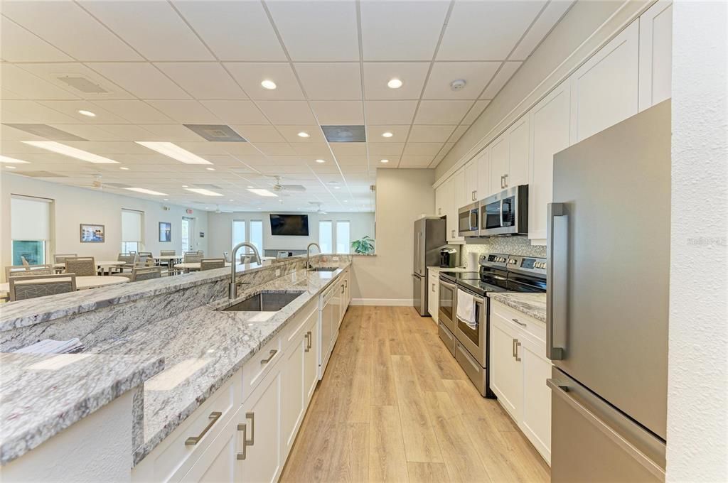 For Sale: $529,000 (2 beds, 2 baths, 1093 Square Feet)