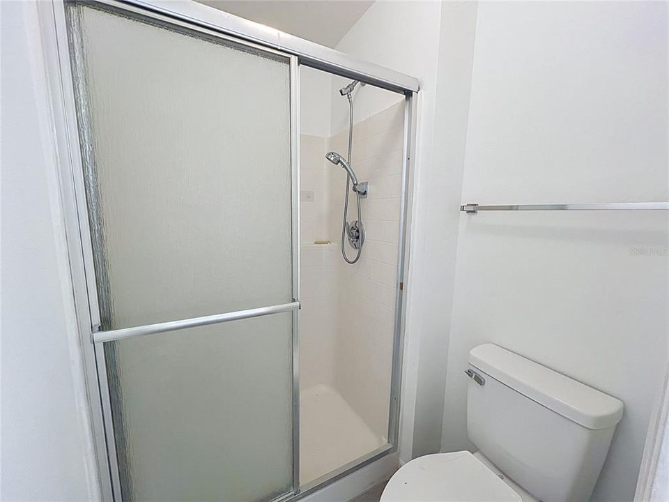 For Sale: $299,990 (4 beds, 2 baths, 2010 Square Feet)