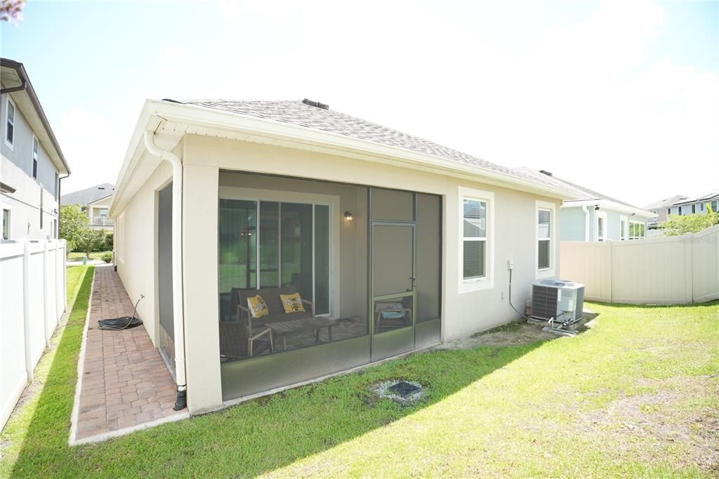 For Sale: $415,000 (3 beds, 2 baths, 1706 Square Feet)