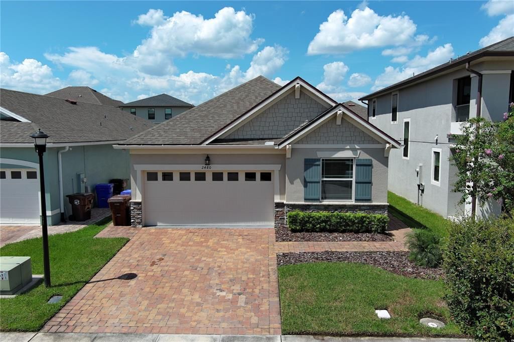 For Sale: $415,000 (3 beds, 2 baths, 1706 Square Feet)