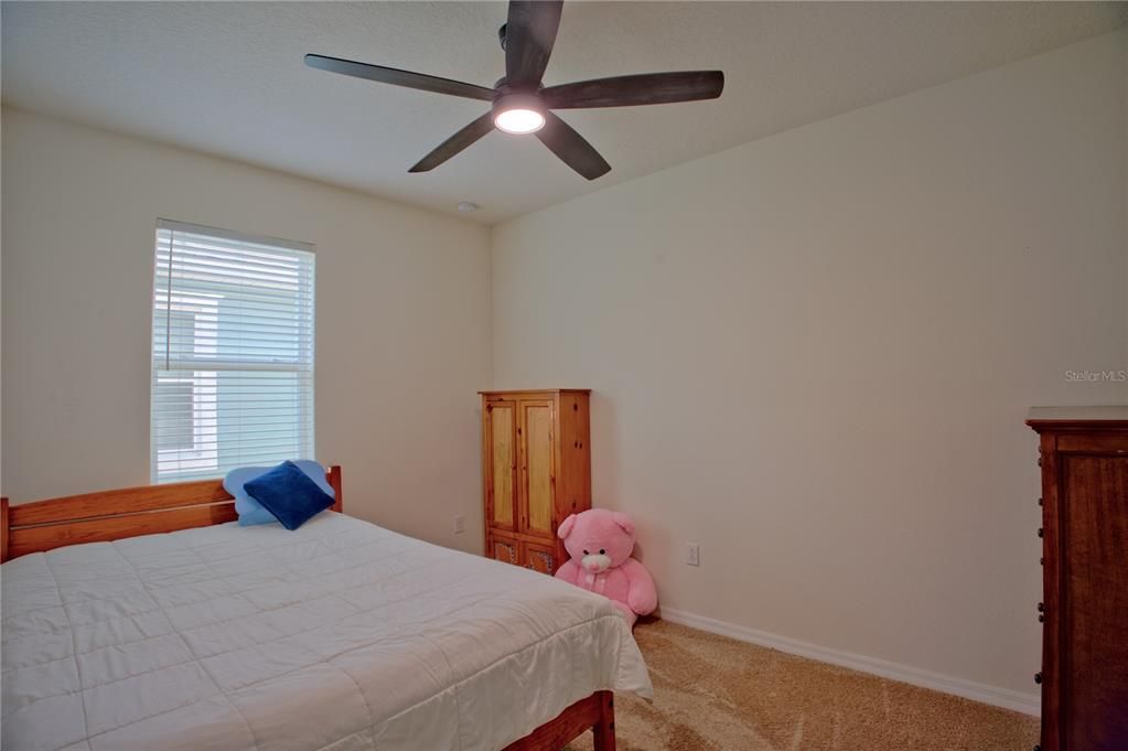 For Sale: $415,000 (3 beds, 2 baths, 1706 Square Feet)
