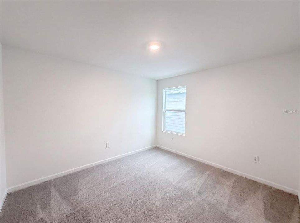 En Venta: $365,000 (5 camas, 2 baños, 2326 Pies cuadrados)