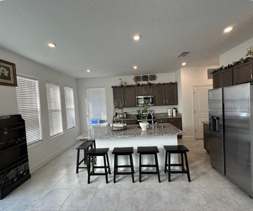For Sale: $815,000 (4 beds, 2 baths, 2220 Square Feet)