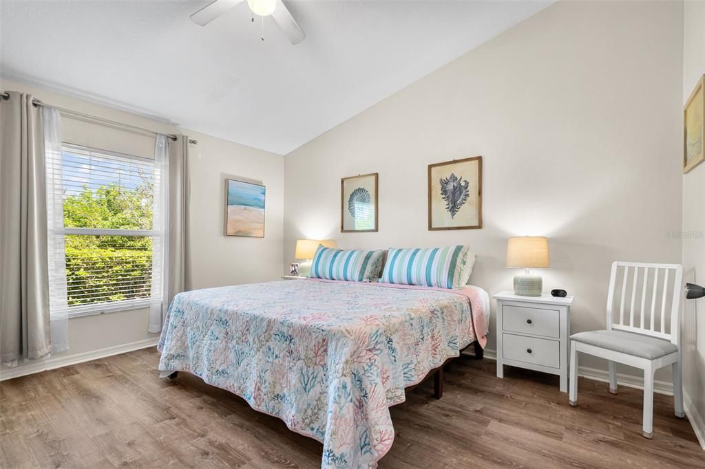 For Sale: $339,900 (3 beds, 2 baths, 1638 Square Feet)