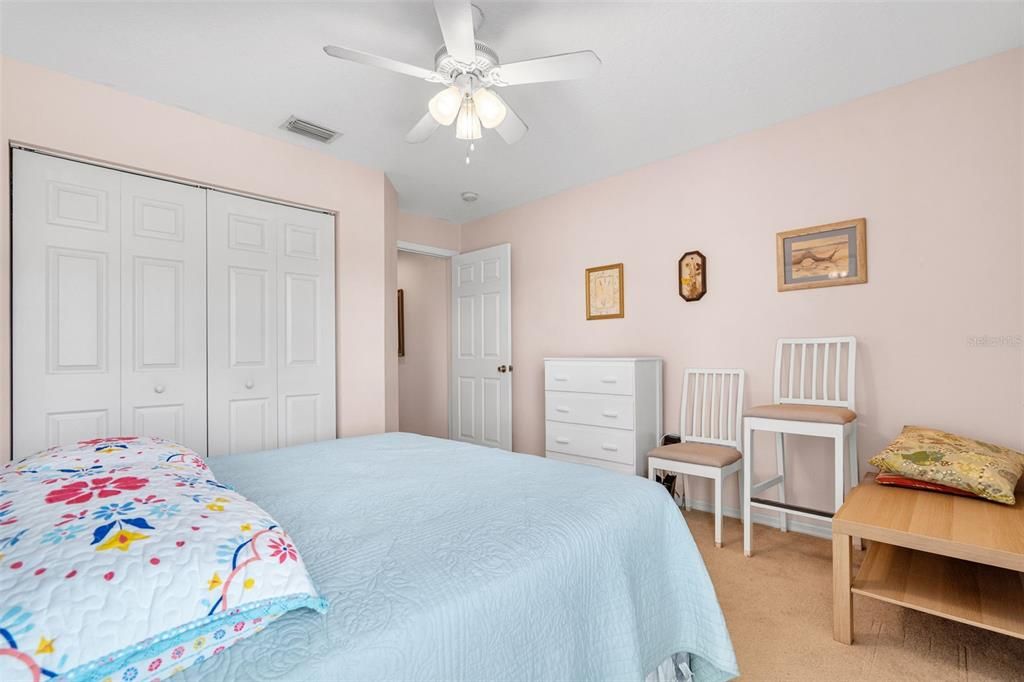 For Sale: $339,900 (3 beds, 2 baths, 1638 Square Feet)