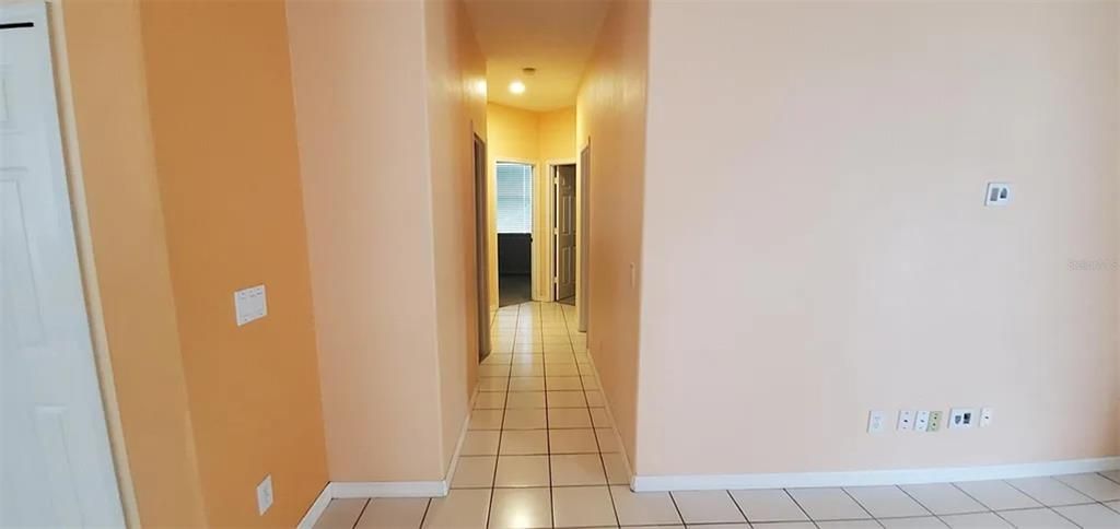 En Renta: $2,795 (4 camas, 2 baños, 1952 Pies cuadrados)